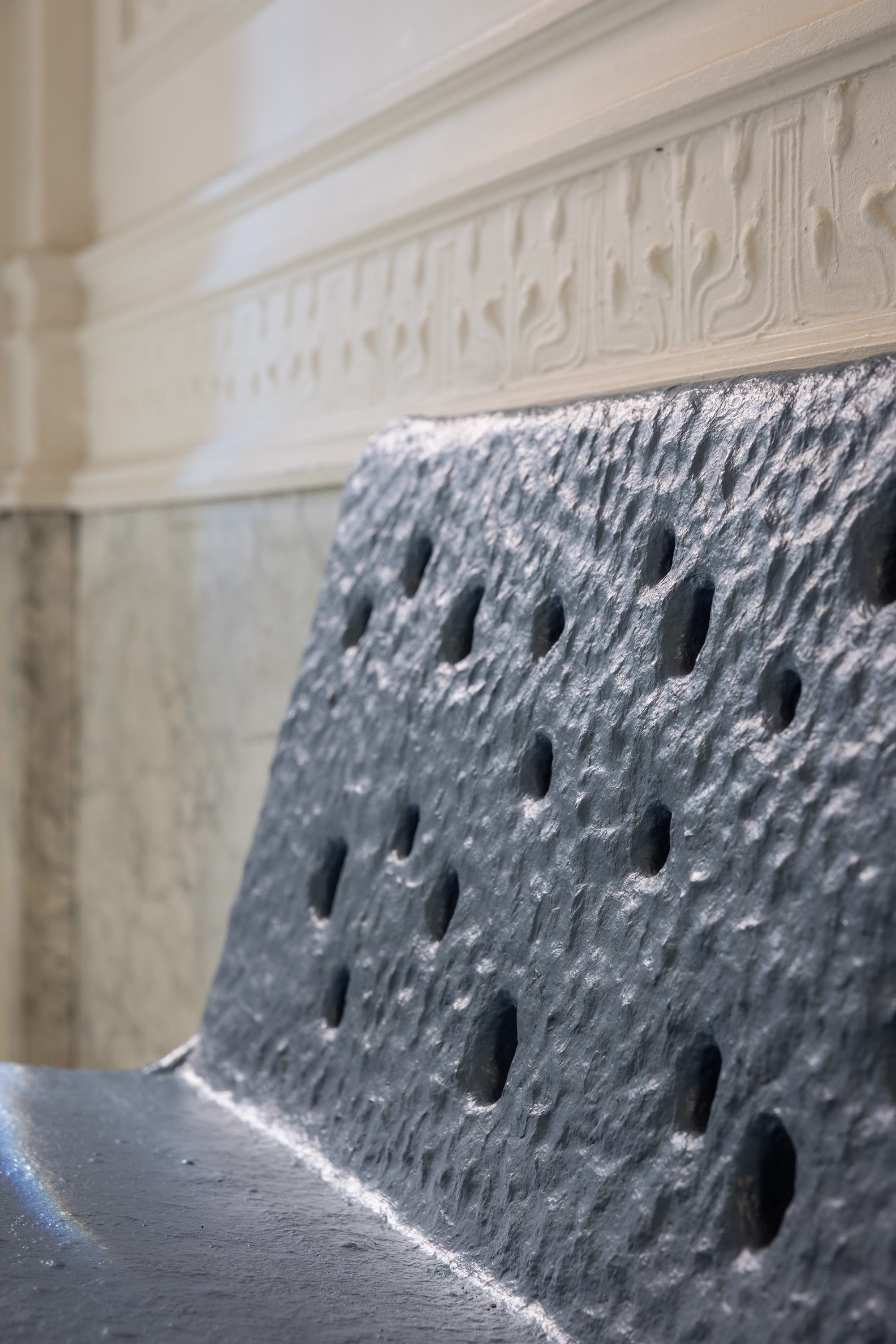 Ztista bank van Faina