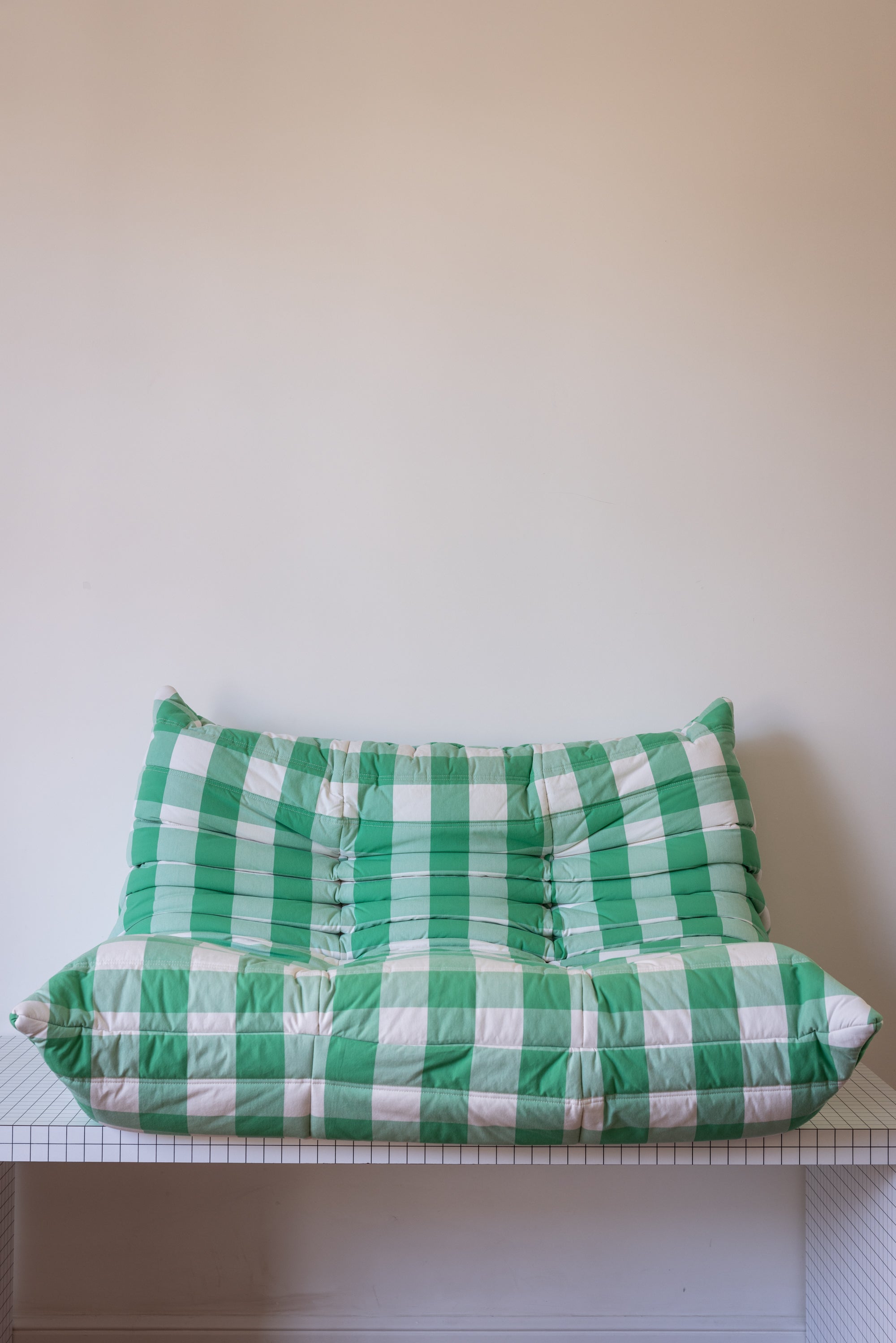 Togo bank van Ligne Roset
