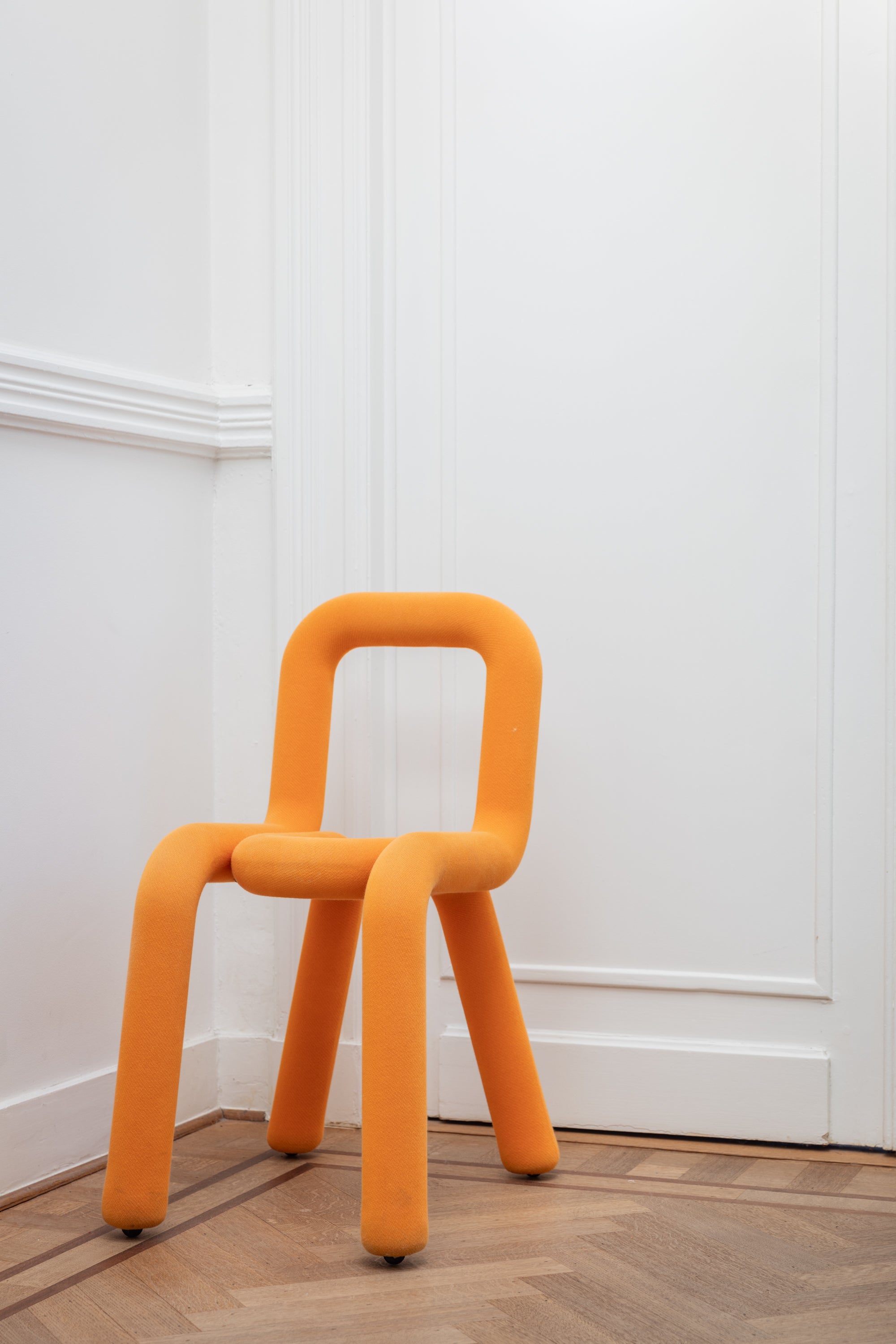 Bold stoel van Moustache