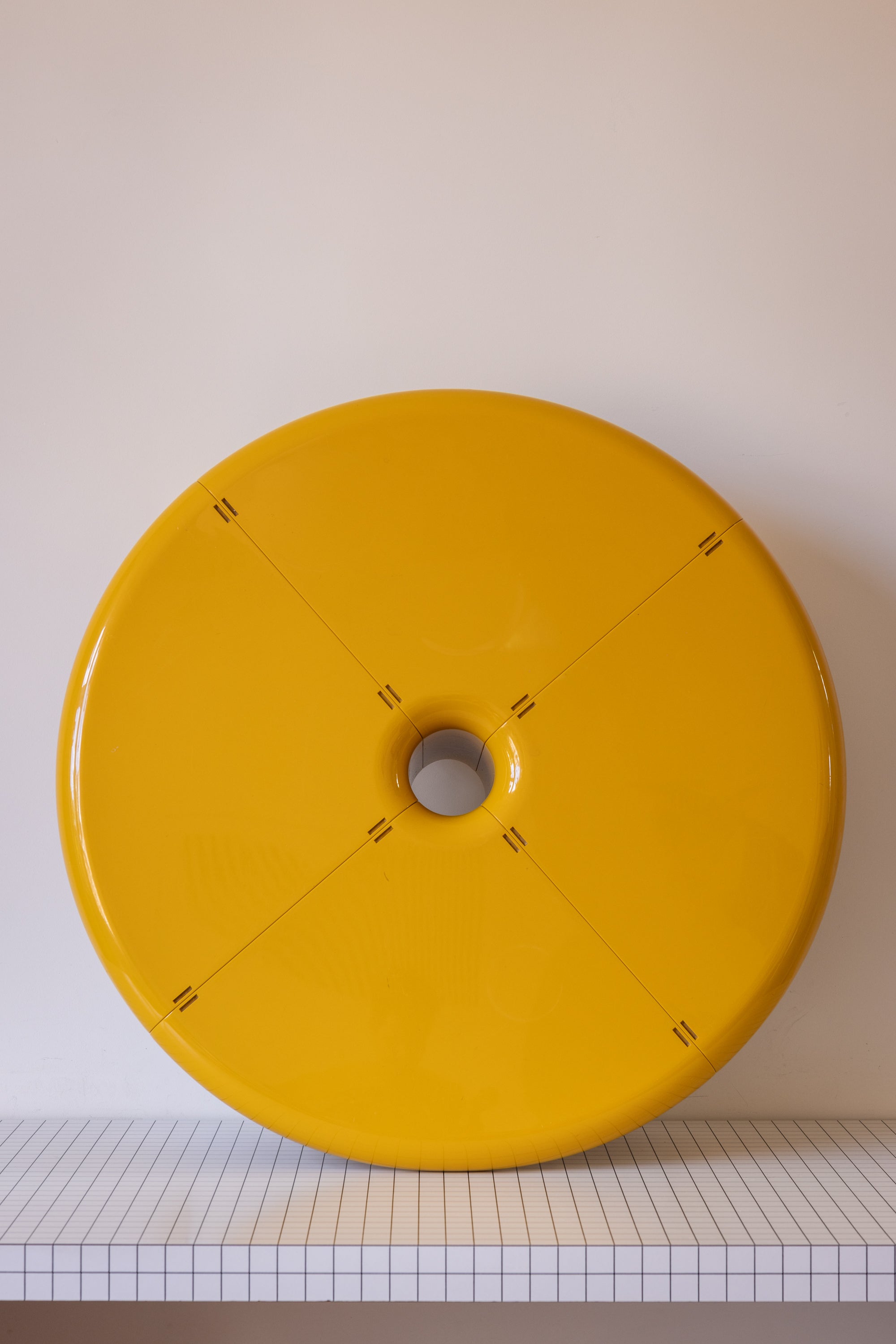 B-line tafel van Kartell